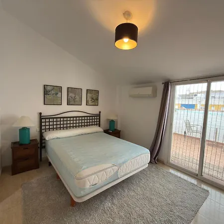 Atico Almeria Апартаменти Марбелья